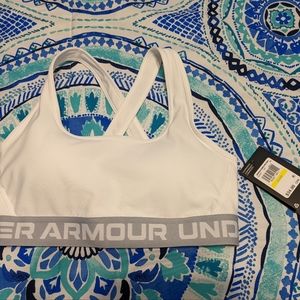 Brand new under armour sports bra